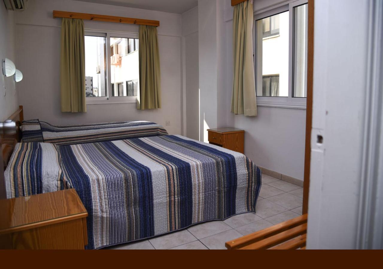 Elysso Apartments Larnaca Eksteriør billede